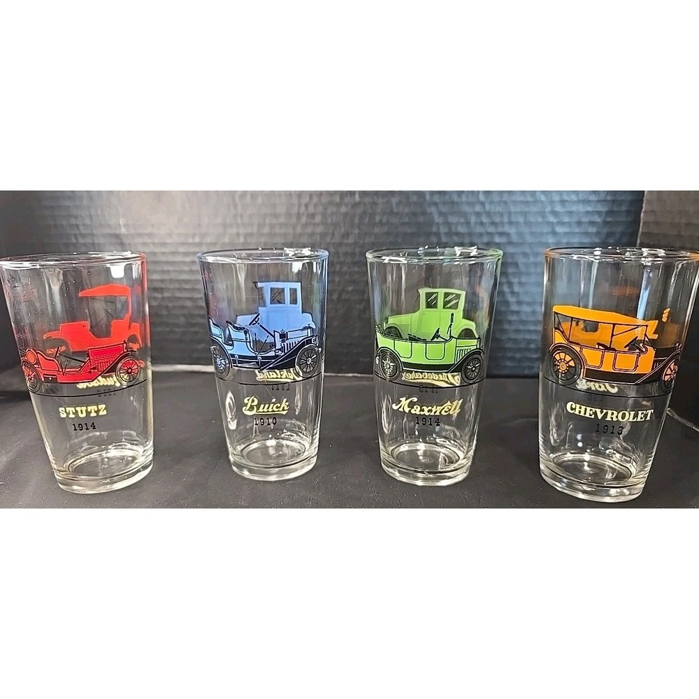 Hazel Atlas Antique Car Tumblers Set of 4‎ Vintage MCM